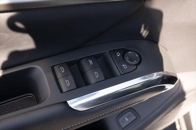 new 2025 Chevrolet Traverse car, priced at $43,907