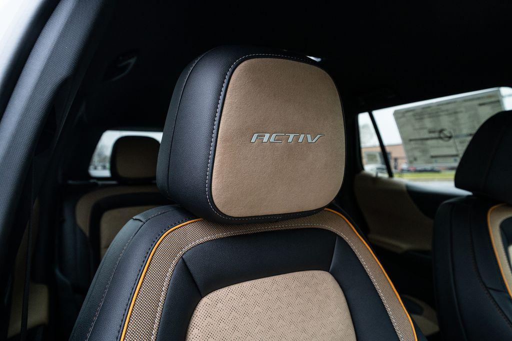 new 2026 Chevrolet Equinox car, priced at $36,989