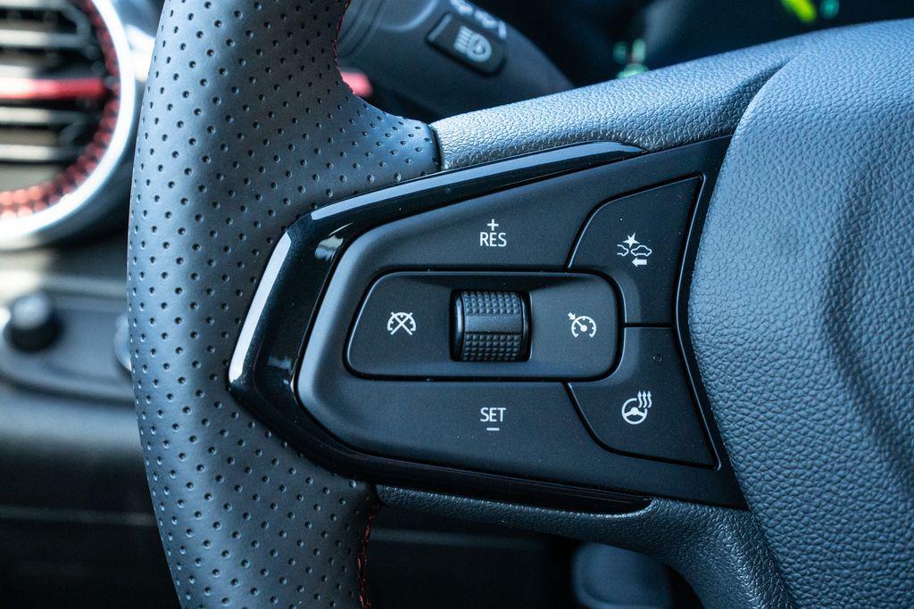 new 2025 Chevrolet Trax car, priced at $25,885