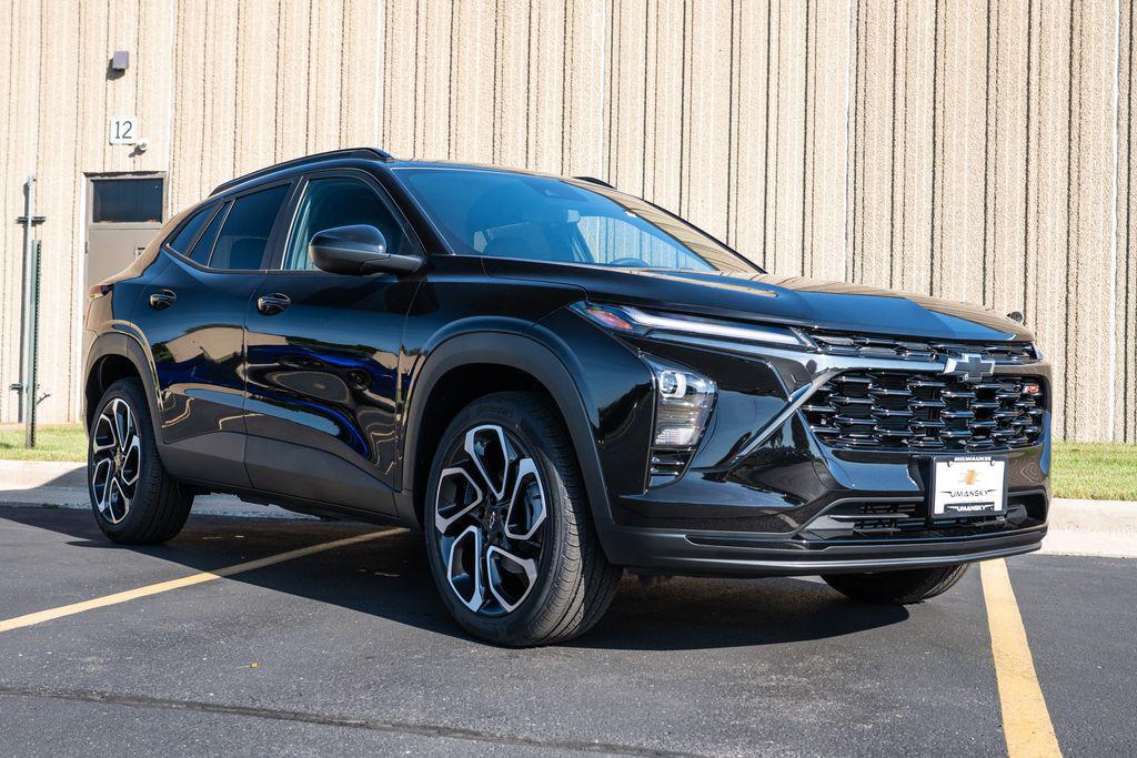 new 2025 Chevrolet Trax car, priced at $25,885