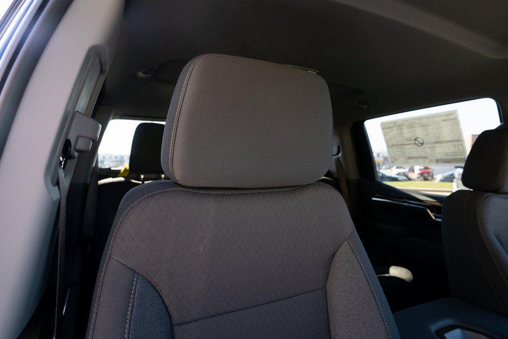 new 2025 Chevrolet Silverado 1500 car, priced at $51,702