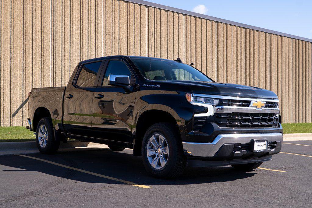 new 2025 Chevrolet Silverado 1500 car, priced at $51,702