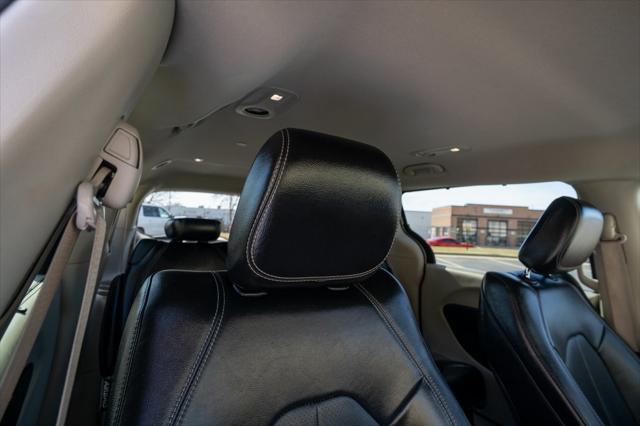 used 2022 Chrysler Pacifica car, priced at $21,965
