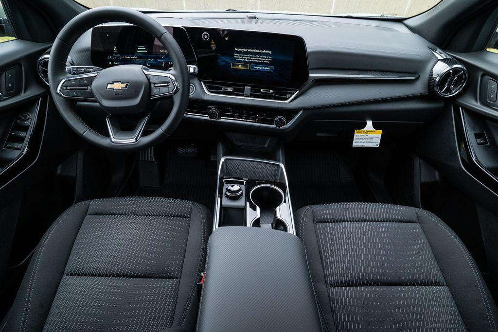 new 2026 Chevrolet Equinox car, priced at $27,715