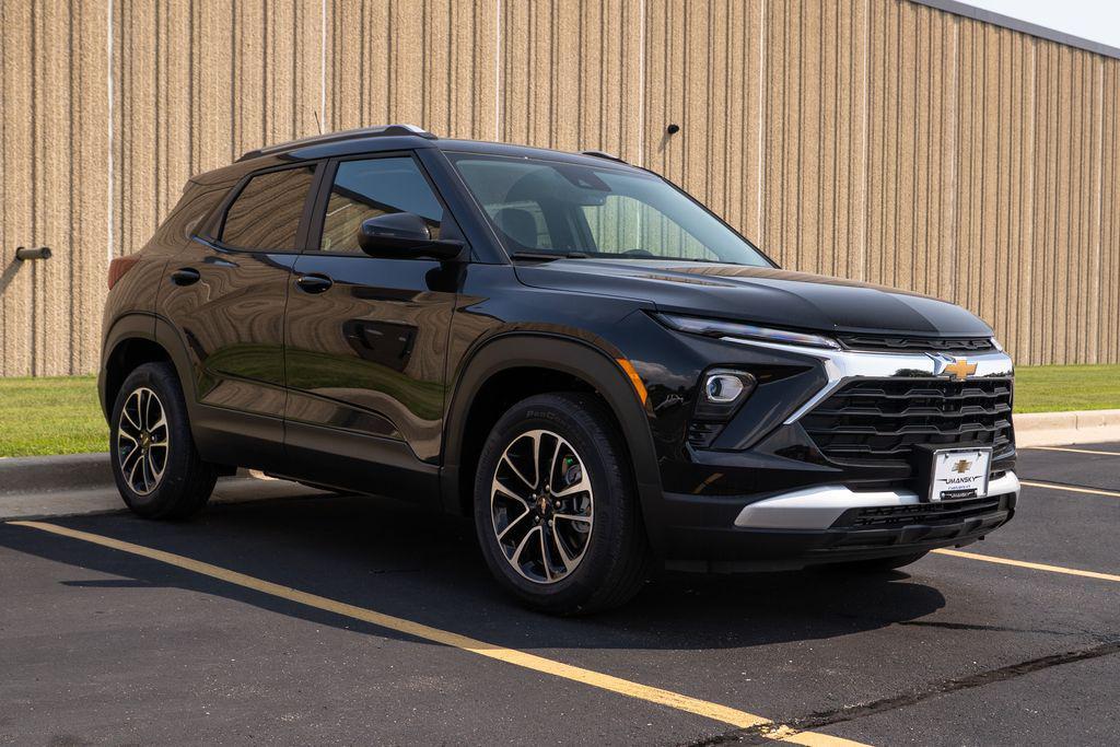 new 2026 Chevrolet TrailBlazer car, priced at $27,308