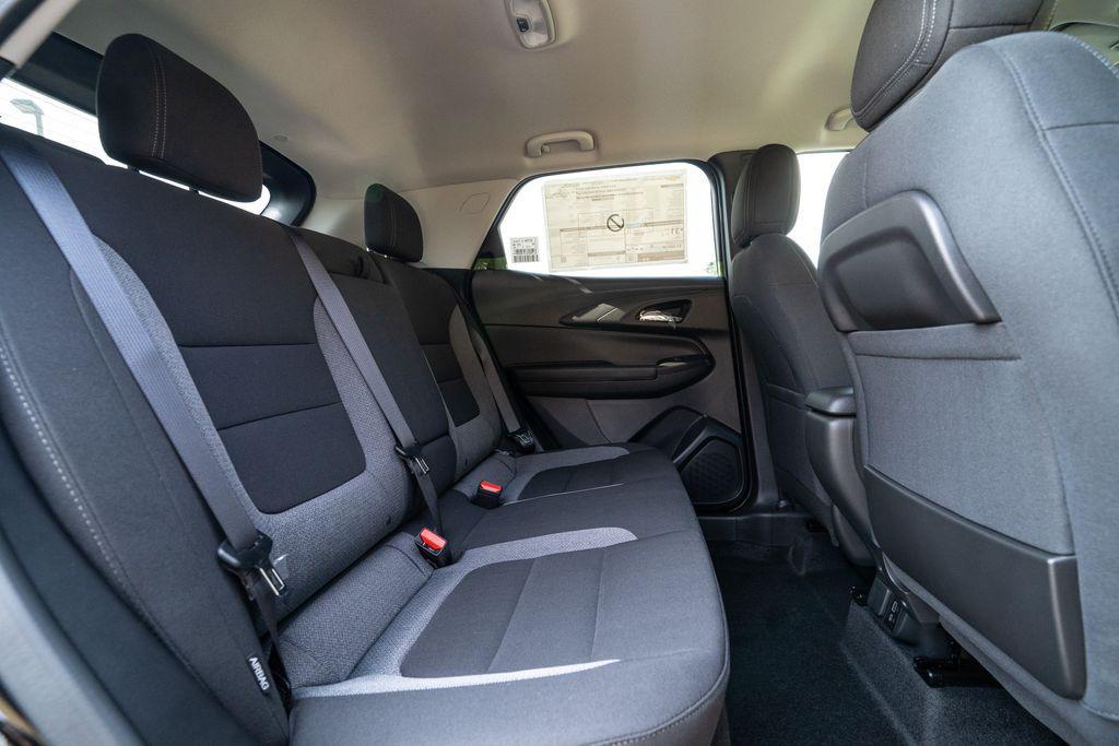 new 2026 Chevrolet TrailBlazer car, priced at $27,308
