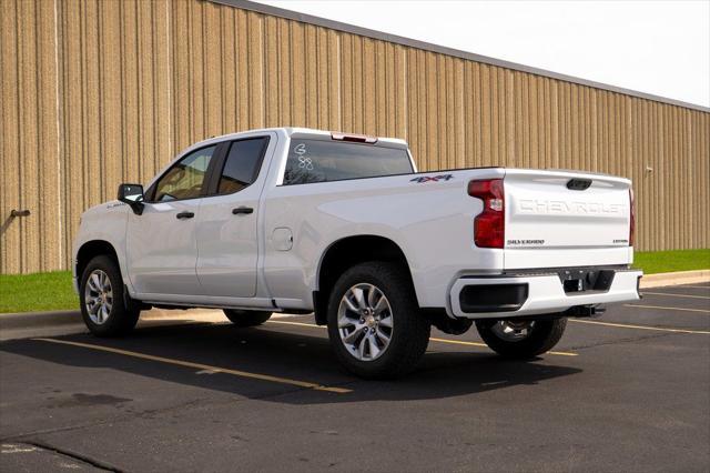 new 2025 Chevrolet Silverado 1500 car, priced at $42,302