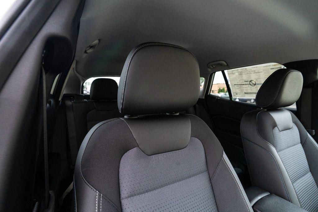 new 2025 Chevrolet Trax car, priced at $25,326