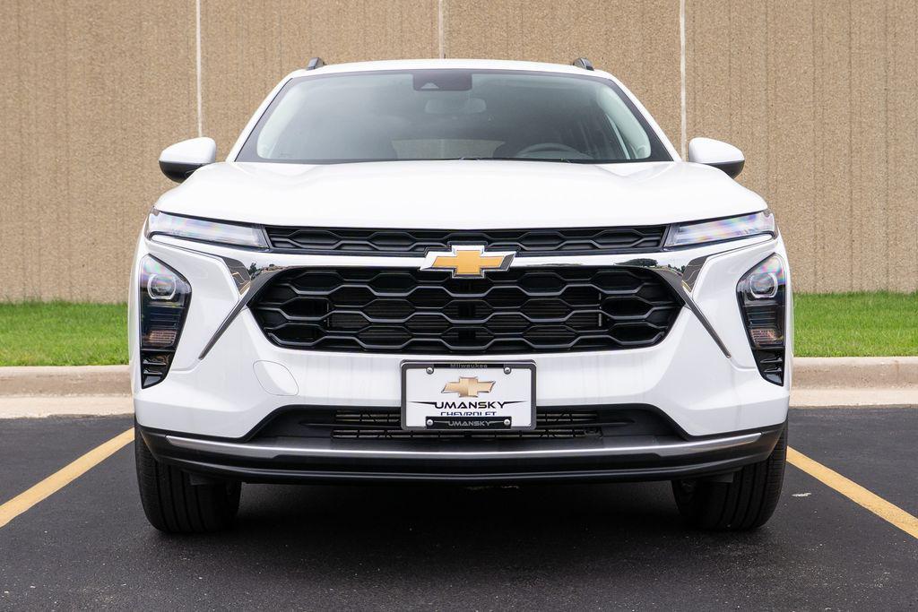 new 2025 Chevrolet Trax car, priced at $25,326