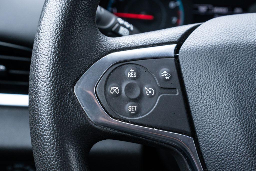 used 2020 Chevrolet Traverse car, priced at $17,988