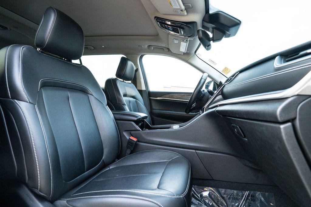 used 2021 Jeep Grand Cherokee L car, priced at $26,989