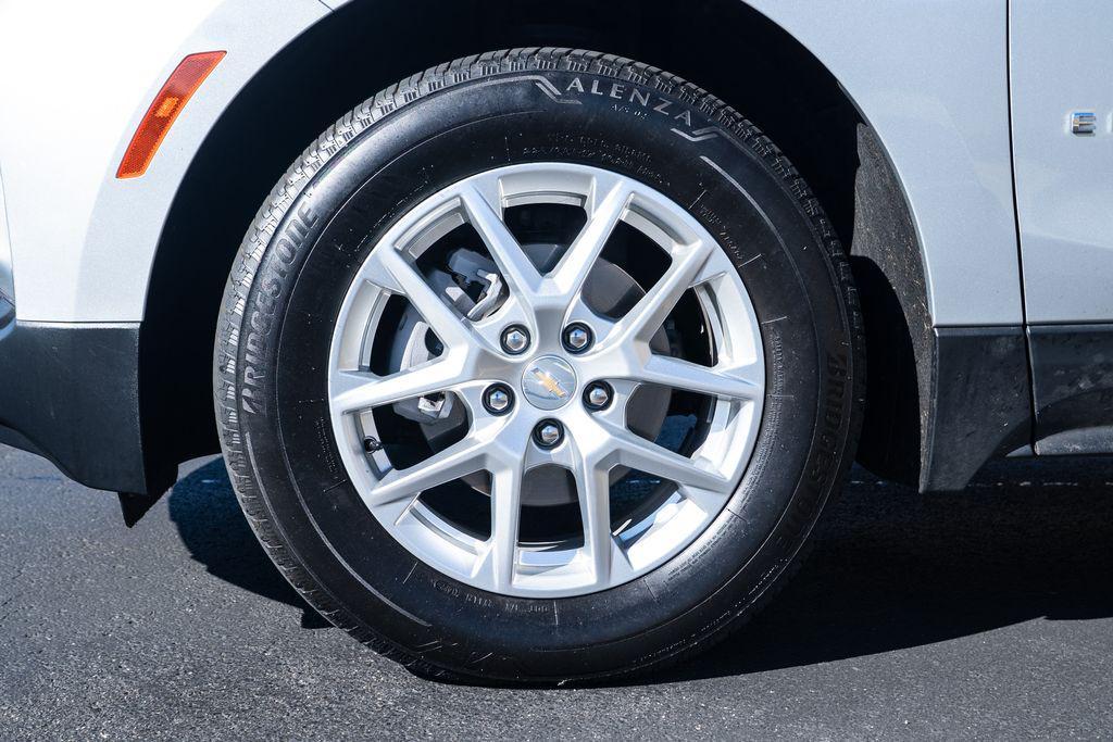 used 2022 Chevrolet Equinox car, priced at $23,864