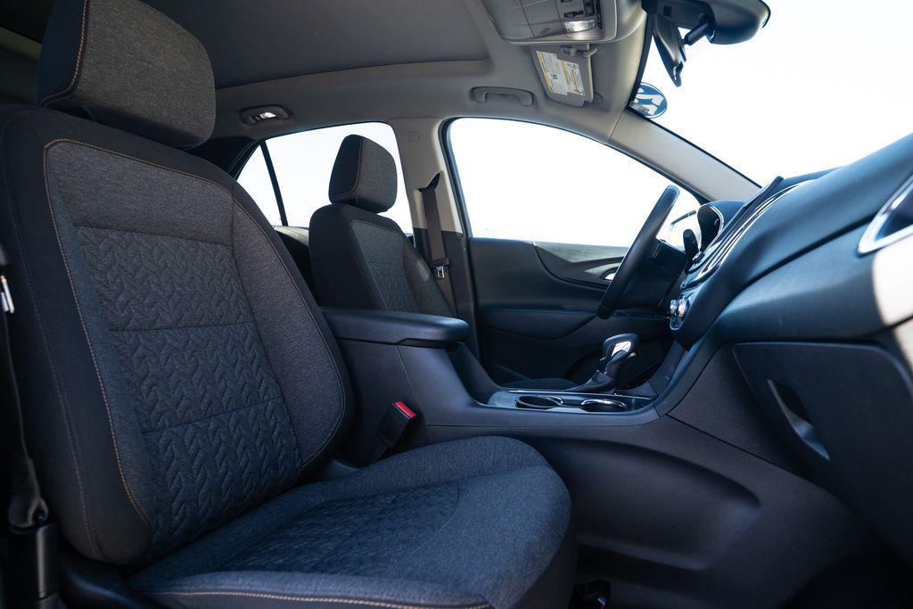 used 2022 Chevrolet Equinox car, priced at $23,864