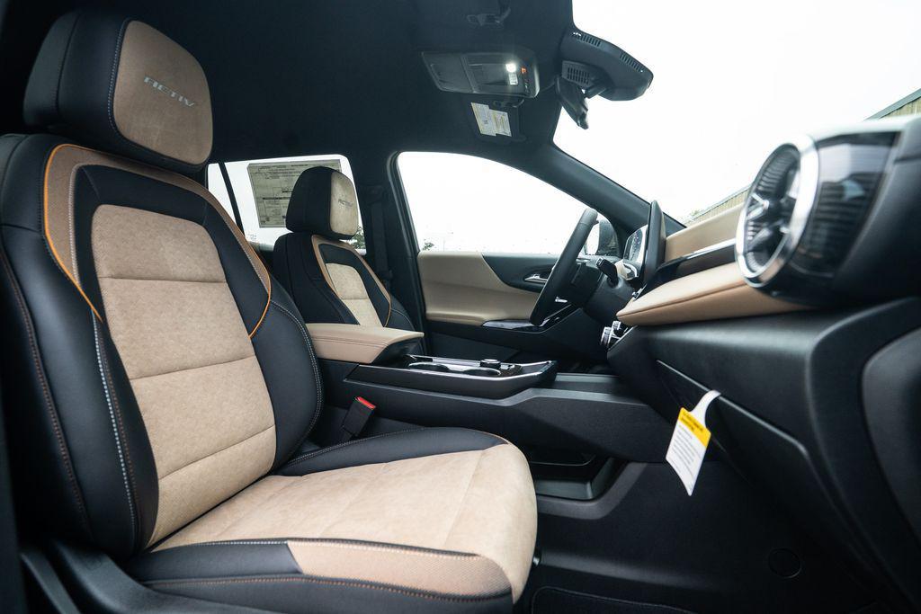 new 2026 Chevrolet Equinox car, priced at $36,608