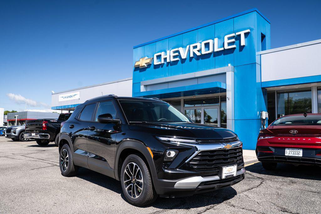 new 2026 Chevrolet TrailBlazer car, priced at $25,958