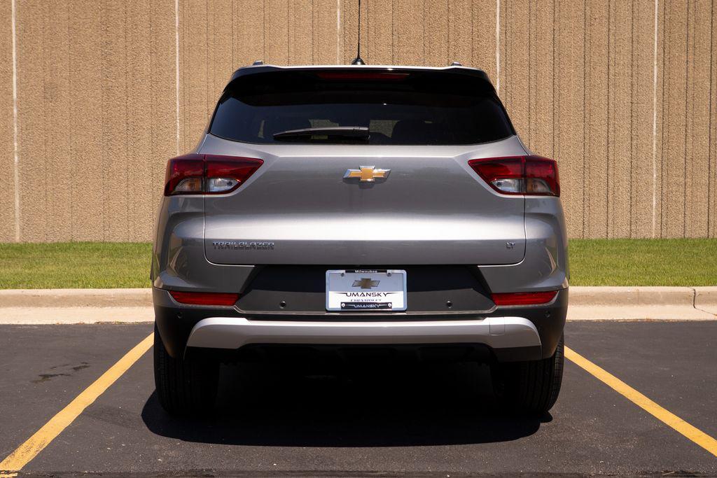 new 2026 Chevrolet TrailBlazer car, priced at $25,985