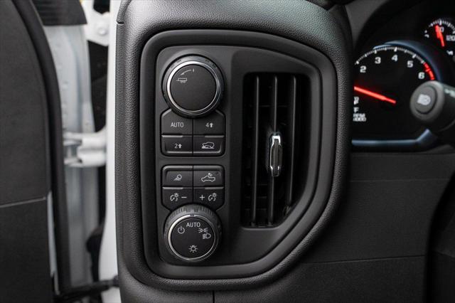 new 2024 Chevrolet Silverado 1500 car, priced at $35,671