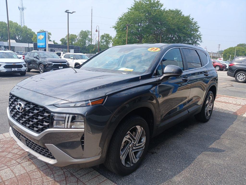 used 2023 Hyundai Santa Fe car, priced at $23,998