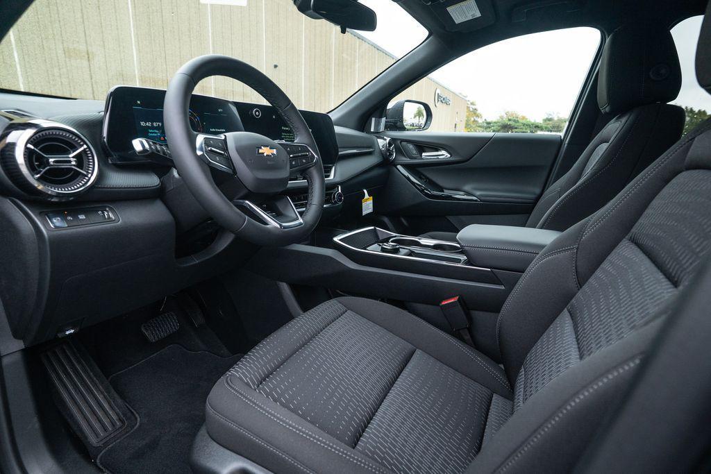 new 2026 Chevrolet Equinox car, priced at $29,885