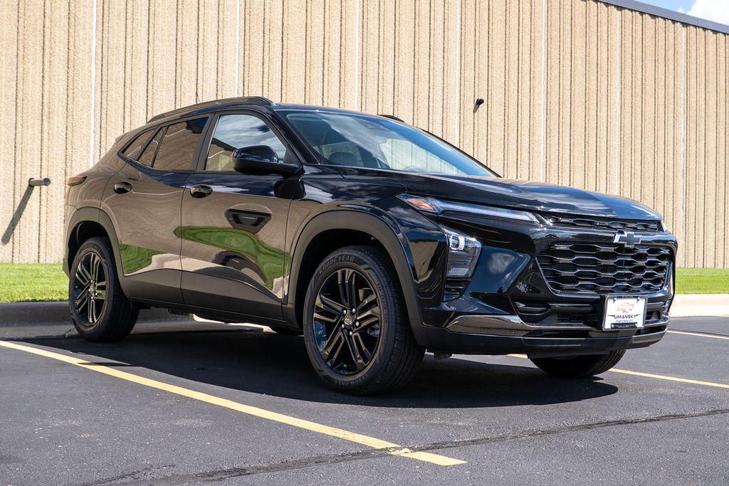 new 2025 Chevrolet Trax car, priced at $25,812