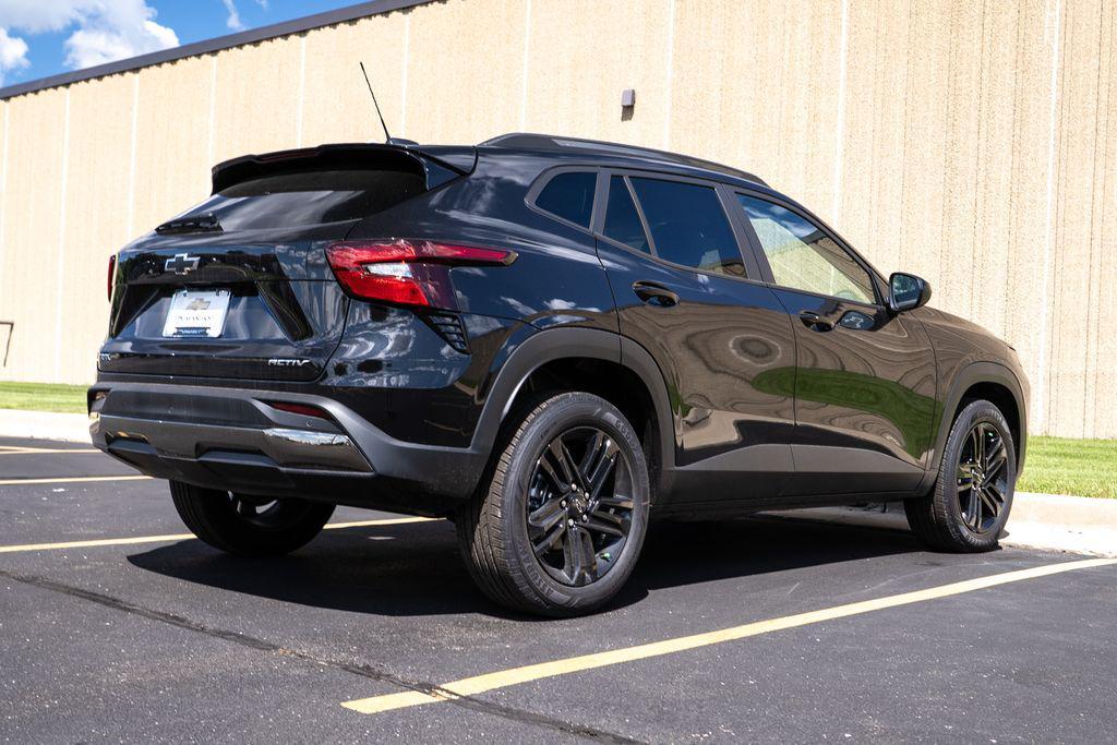 new 2025 Chevrolet Trax car, priced at $25,812