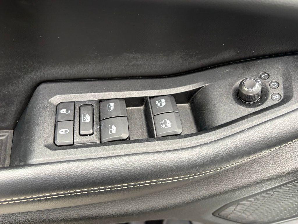 used 2023 Jeep Grand Cherokee L car, priced at $26,421