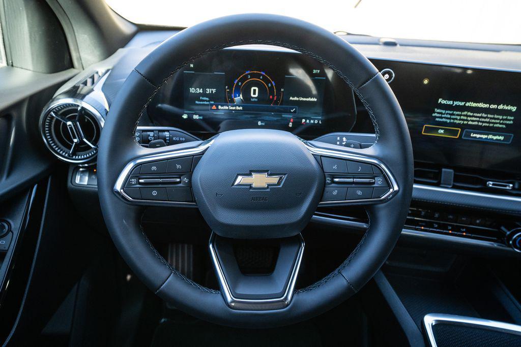 new 2026 Chevrolet Equinox car, priced at $27,295