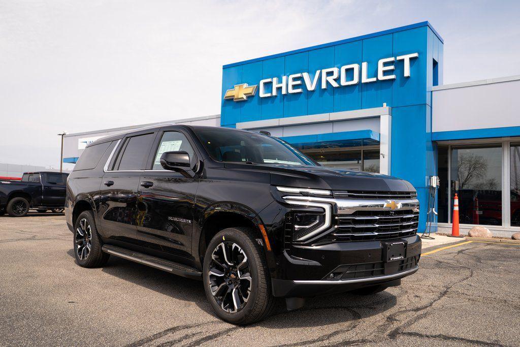 new 2025 Chevrolet Suburban car, priced at $73,987
