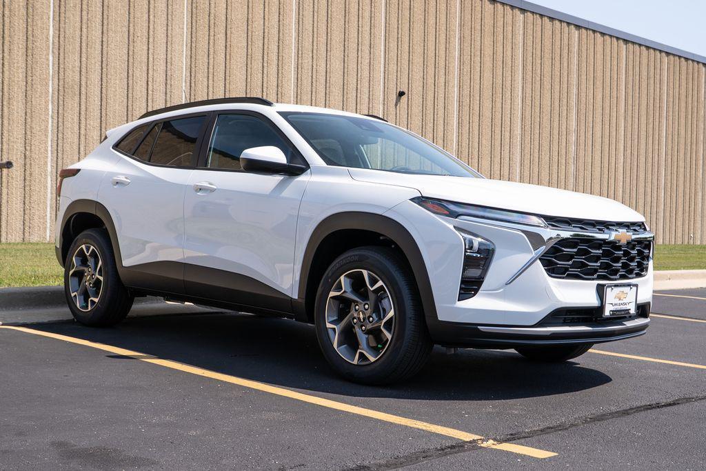 new 2025 Chevrolet Trax car, priced at $24,821