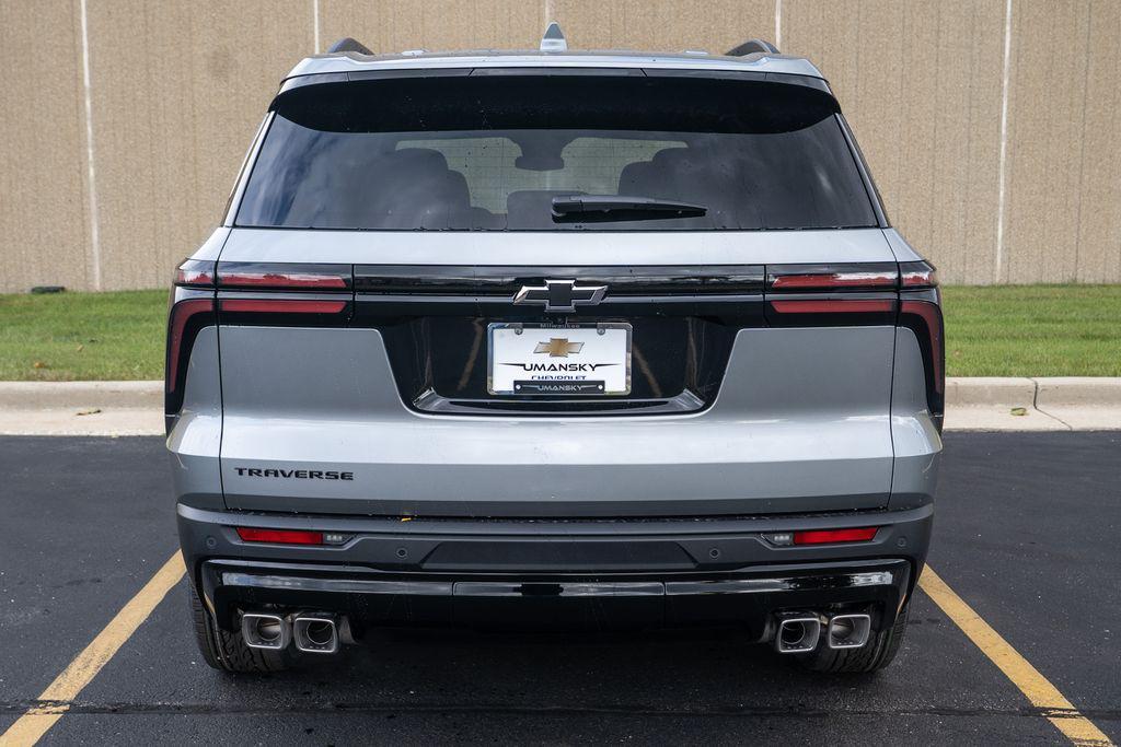 new 2026 Chevrolet Traverse car, priced at $42,993
