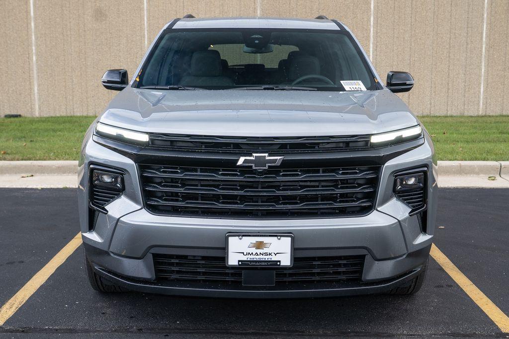 new 2026 Chevrolet Traverse car, priced at $42,993