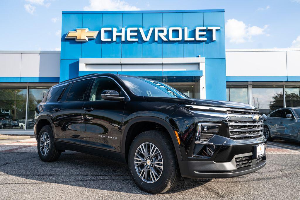 new 2026 Chevrolet Traverse car, priced at $41,532