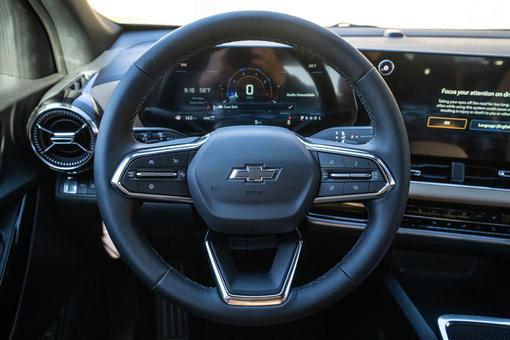 new 2026 Chevrolet Equinox car, priced at $34,195