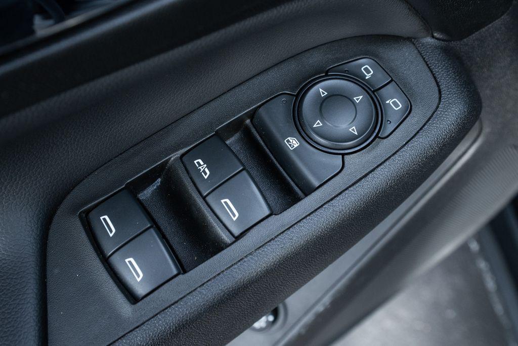 used 2021 Chevrolet Equinox car, priced at $19,978