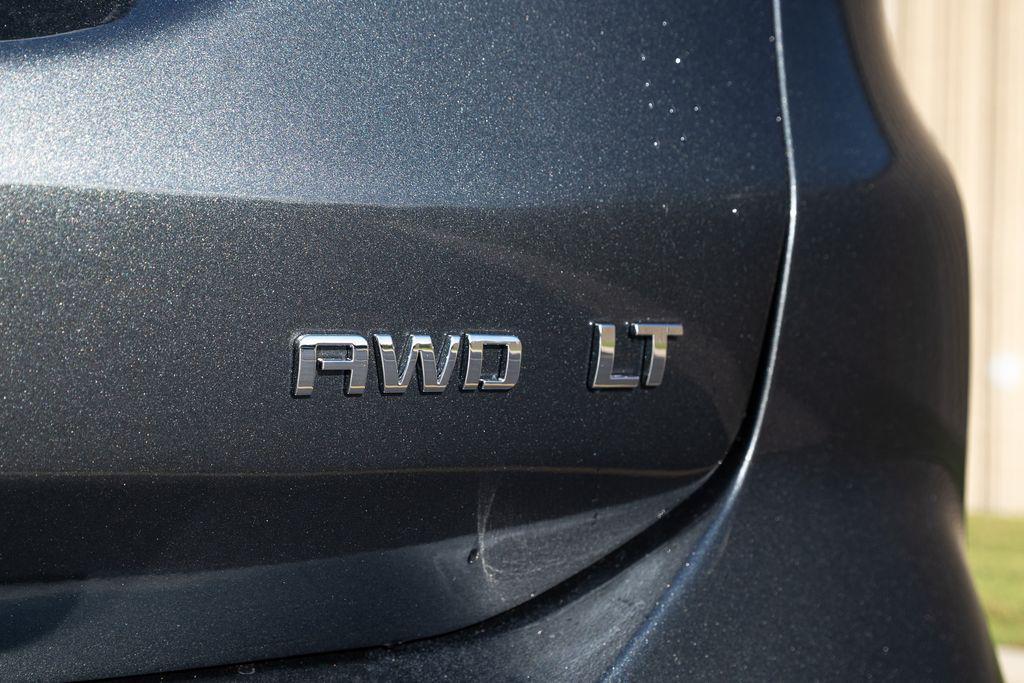 used 2020 Chevrolet Equinox car, priced at $19,899