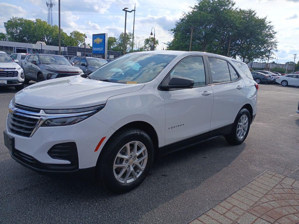 used 2023 Chevrolet Equinox car, priced at $21,998