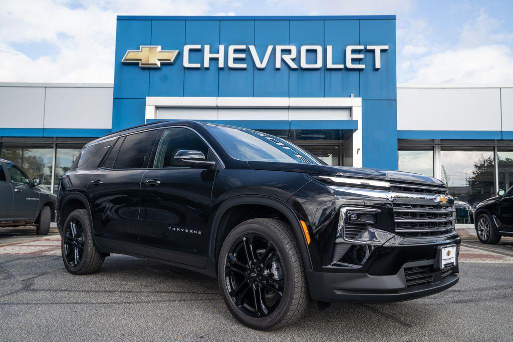 new 2026 Chevrolet Traverse car, priced at $43,713