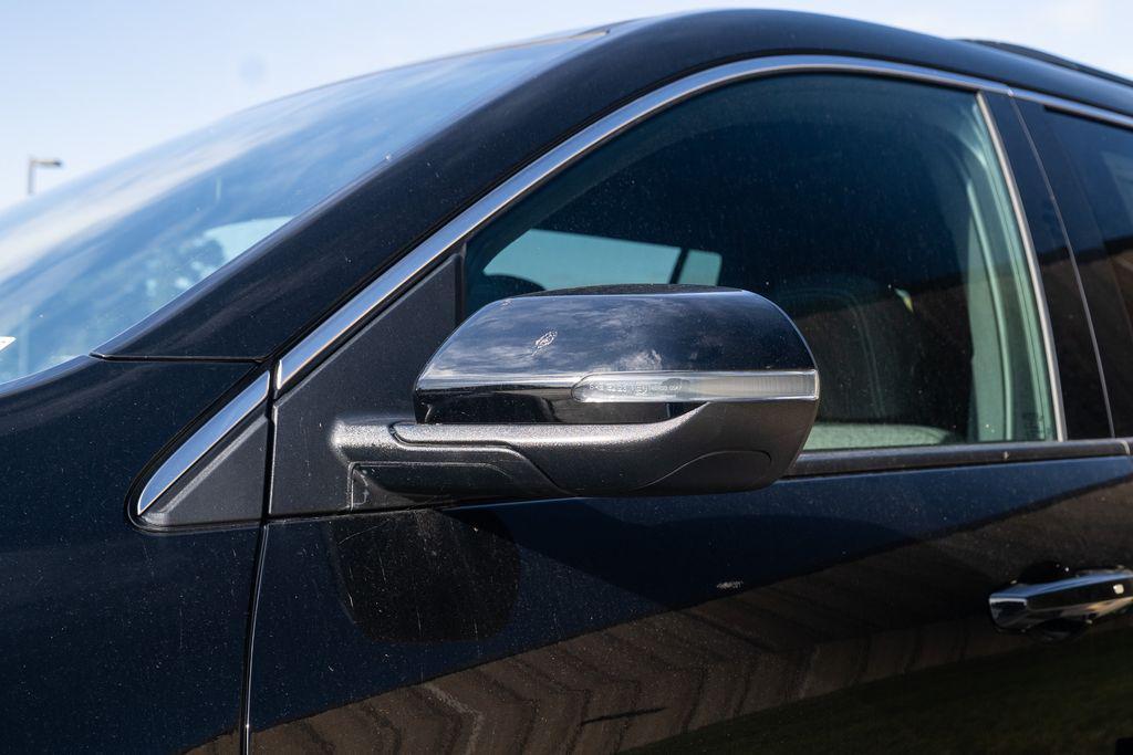 new 2026 Chevrolet Traverse car, priced at $43,713