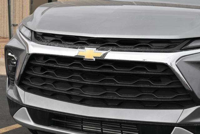 new 2025 Chevrolet Blazer car, priced at $37,691