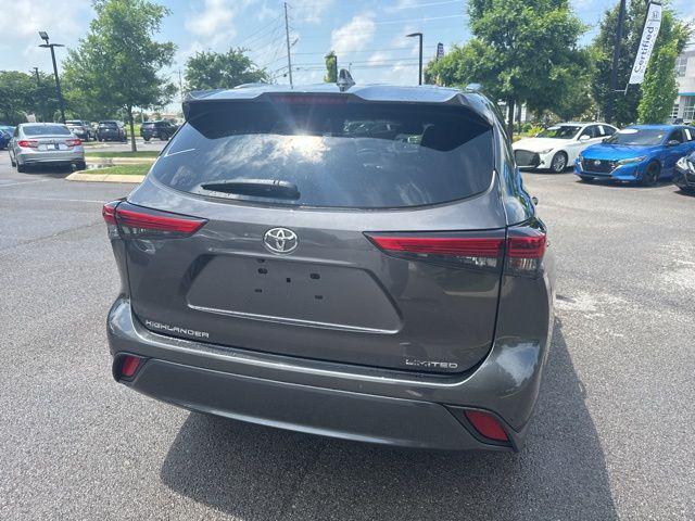 used 2023 Toyota Highlander car, priced at $40,588