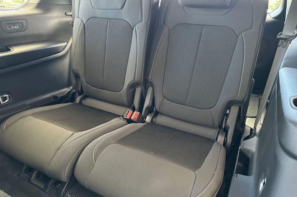 new 2025 Jeep Grand Cherokee L car, priced at $40,228