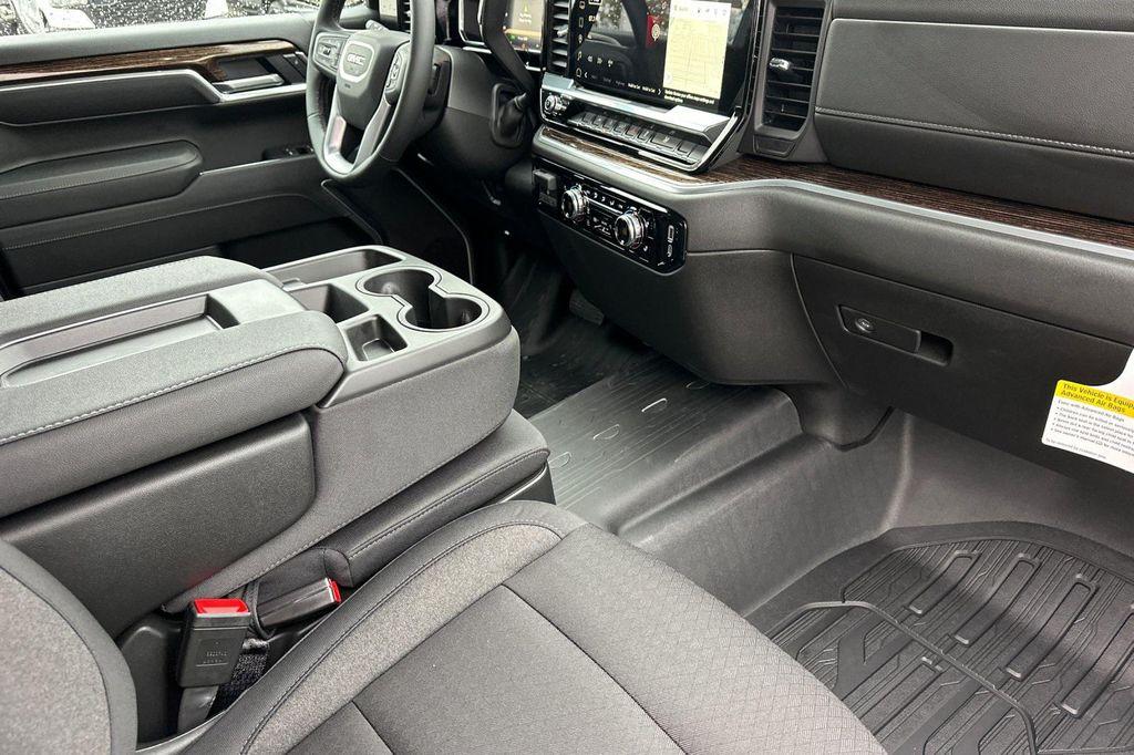 new 2026 GMC Sierra 1500 car, priced at $47,701