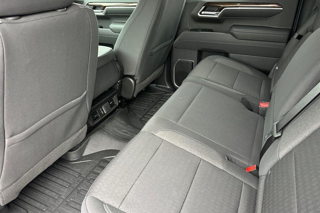 new 2026 GMC Sierra 1500 car, priced at $48,876