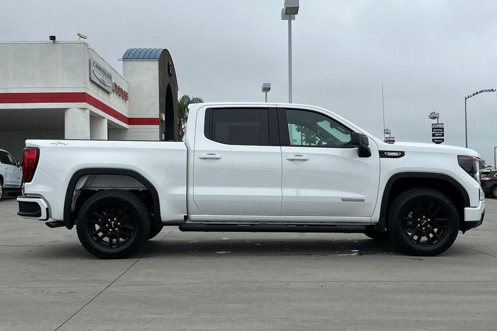 new 2026 GMC Sierra 1500 car, priced at $48,876