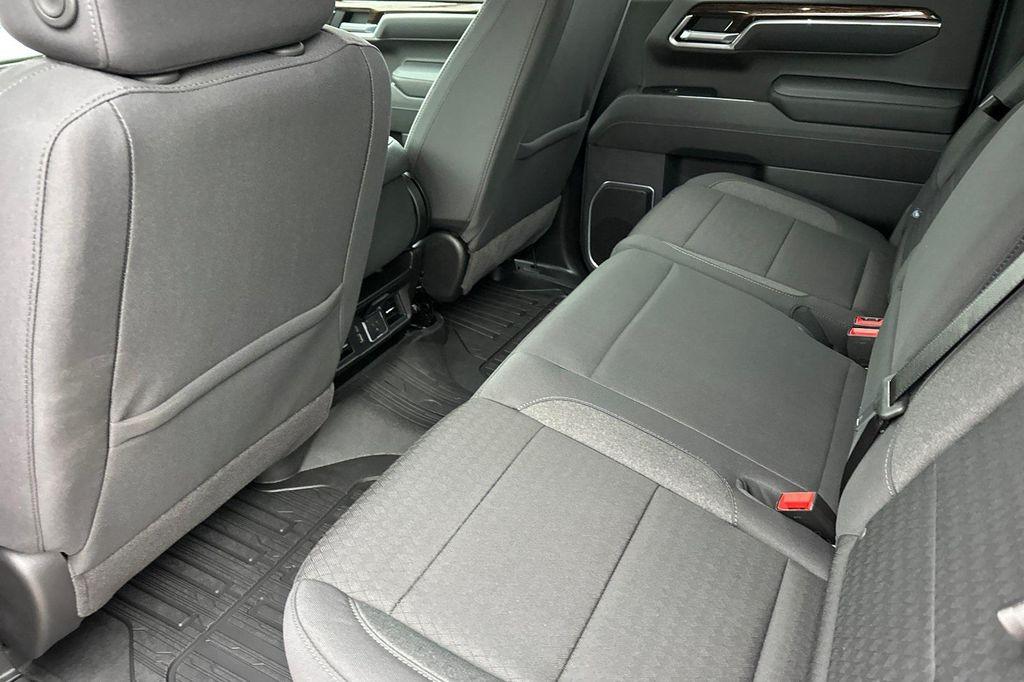 new 2026 GMC Sierra 1500 car, priced at $46,071