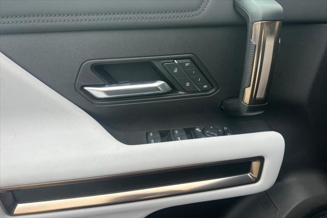 new 2025 GMC HUMMER EV SUV car, priced at $89,470