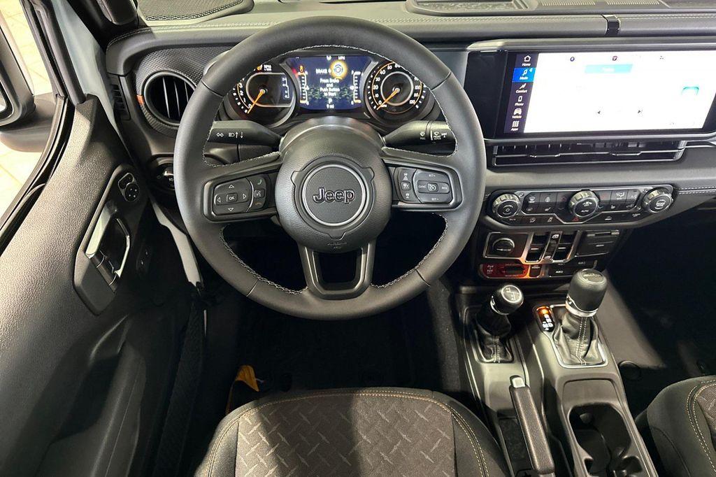 new 2025 Jeep Gladiator car, priced at $47,000