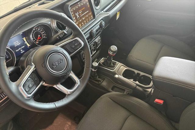 new 2022 Jeep Gladiator car, priced at $39,987