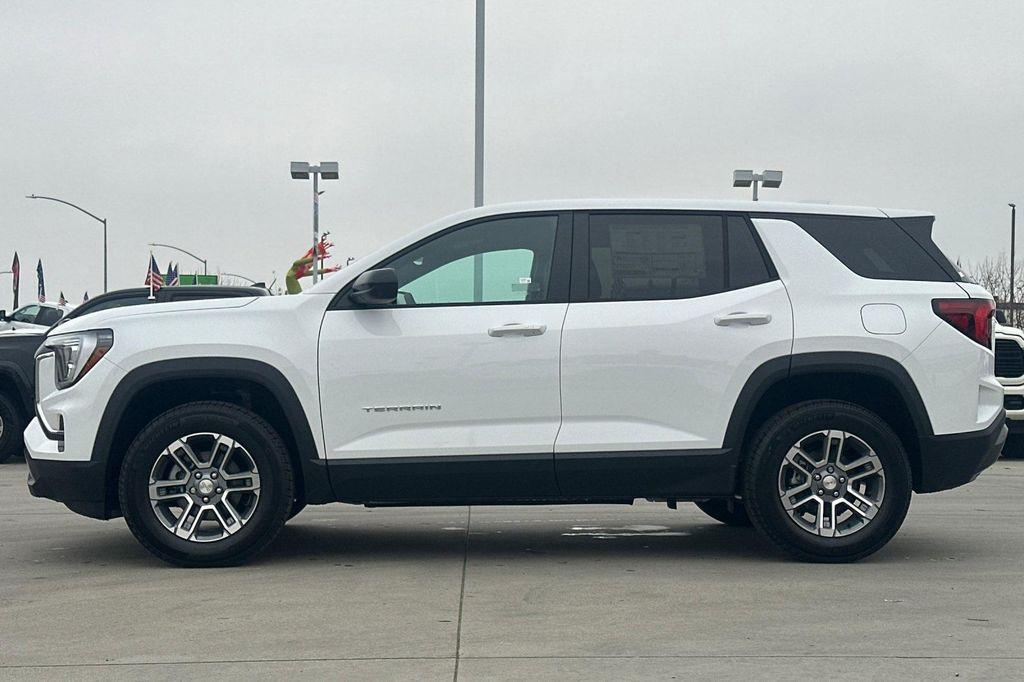 new 2025 GMC Terrain car, priced at $31,000