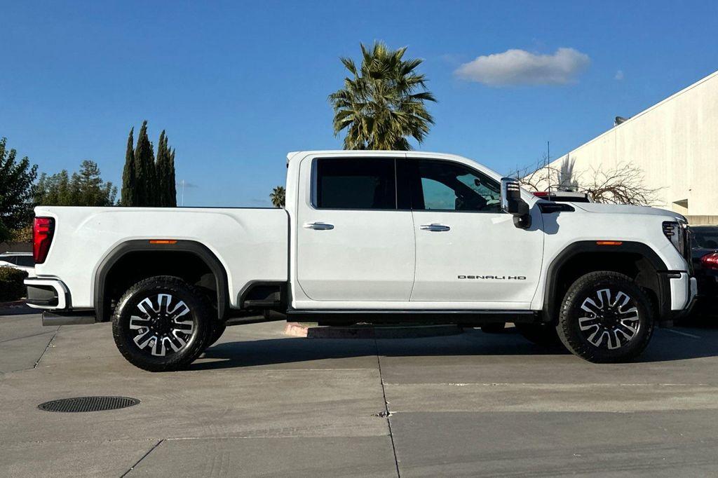 new 2026 GMC Sierra 2500 car, priced at $95,661